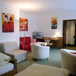 Untere Kapfenhardter Muehle Otel Unterreichenbach