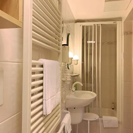 Untere Kapfenhardter Muehle מלון Unterreichenbach